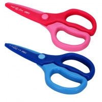 得力 6067 学生儿童剪刀办公家用办公工具 厨房用 6067（120mm*60mm）