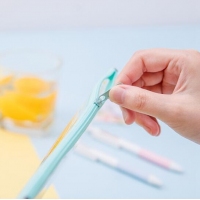 得力72398，A5透明拉链袋淡色学生文件袋资料袋PVC耐用办公收纳袋
