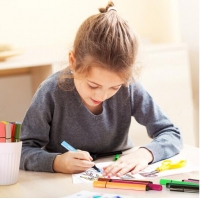 得力70720，12色三角粗杆水彩笔（1/12/144）水彩画笔儿童绘画可水洗套装幼儿园大容量初学者手绘笔PP盒水彩笔