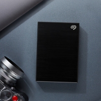 希捷(Seagate) 4TB USB3.0 移动硬盘 睿品新版铭 时尚金属拉丝面板 自动备份 高速传输 兼容Mac 便携 商务黑
