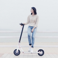 小米（MI） 平衡车plus九号平衡车Ninebot男女代驾通用两轮电动代步车 小米米家滑板车-黑色