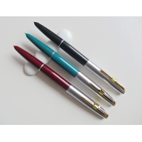 100 英雄 半黑半红钢笔