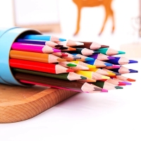 得力6593，36色三角杆桶装彩铅笔油性彩色铅笔画笔套装