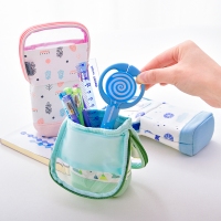 得力66791，学生创意笔袋中小学生笔袋小清新可爱女生文具盒女大容量多功能可爱铅笔袋男高中生